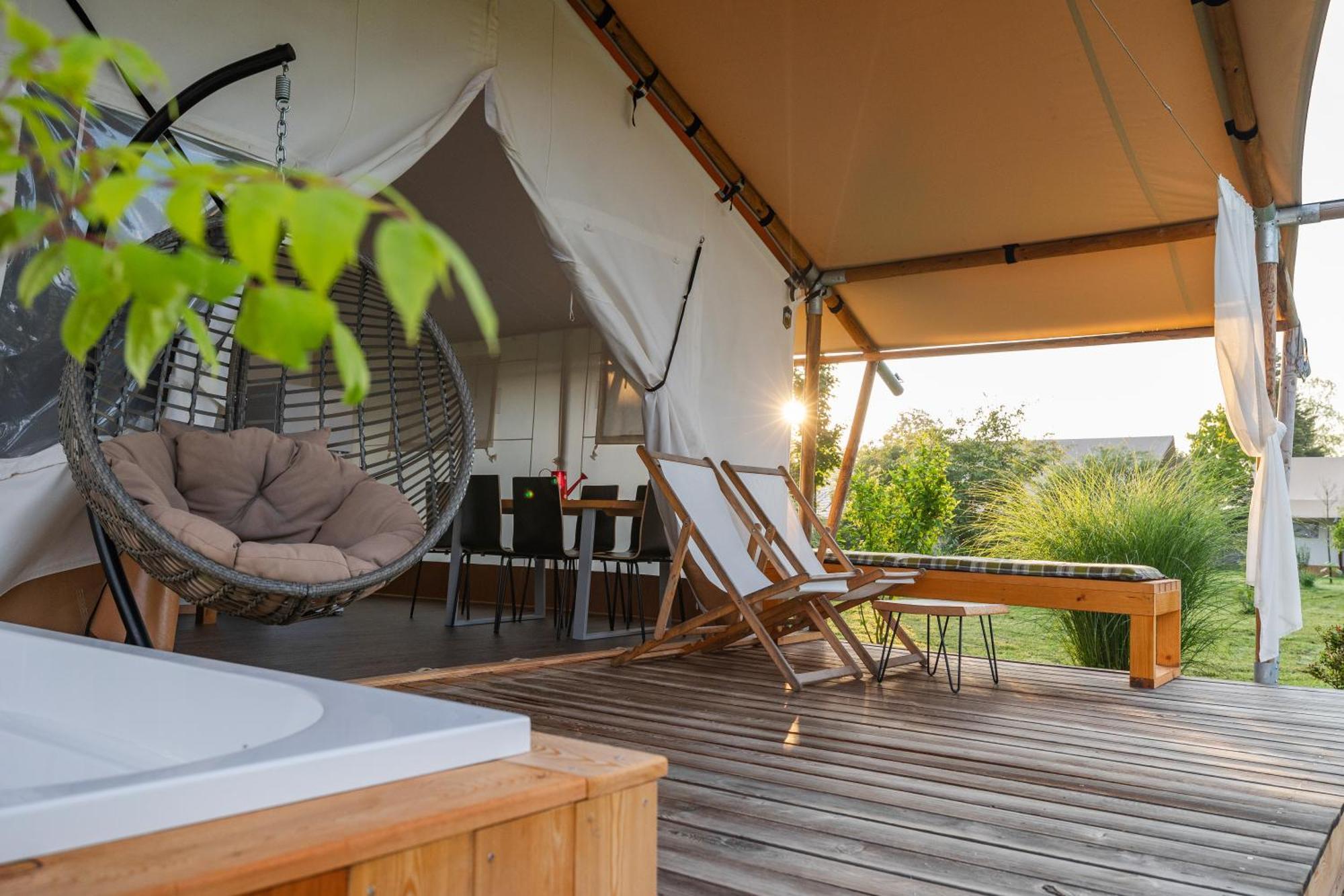Glamping Kolpa Resort Gradac Exterior photo