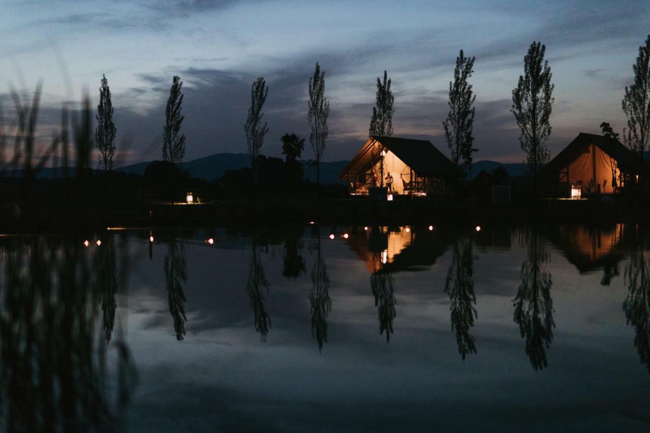 Glamping Kolpa Resort Gradac Exterior photo